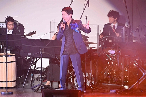 ���������꡼ No.014�Υ���ͥ������ / �����ա���ͥ�ؤˤ��ܡ�����ʤǡȥե��ȥ�ɤ��ɤ줿�֥᥮�ɣ��� the concert ����ǯ�α�� presented by �ե����̡פ��ݡ���