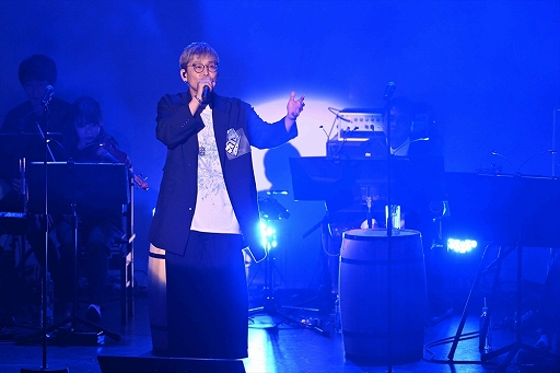 ���������꡼ No.021�Υ���ͥ������ / �����ա���ͥ�ؤˤ��ܡ�����ʤǡȥե��ȥ�ɤ��ɤ줿�֥᥮�ɣ��� the concert ����ǯ�α�� presented by �ե����̡פ��ݡ���