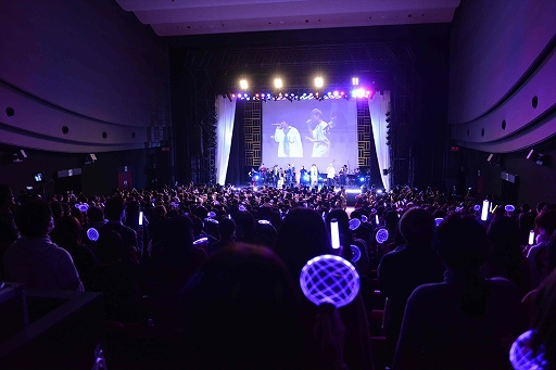 ���������꡼ No.030�Υ���ͥ������ / �����ա���ͥ�ؤˤ��ܡ�����ʤǡȥե��ȥ�ɤ��ɤ줿�֥᥮�ɣ��� the concert ����ǯ�α�� presented by �ե����̡פ��ݡ���