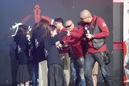 ���������꡼ No.022�Υ���ͥ������ / �֥֥쥤�ɥ���ɥ����� ��ܥ�塼�����׳�MMORPG�Υȥåץץ쥤�䡼�䡤����ե륨�󥵡�����ä�����˺סץ�ݡ���