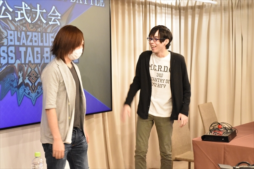 画像ギャラリー No.023のサムネイル画像 / 「BLAZBLUE CROSS TAG BATTLE」第1回公式大会レポート。発売後最速となる公式大会を制したのは大分のBLAZBLUE勢,剛田選手