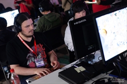 画像ギャラリー No.022のサムネイル画像 / ARCREVO WORLD TOUR日本予選「ARCREVO Japan 2018」フォトレポート。3タイトルの代表選手が決定したイベントの模様をお届け