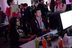 画像ギャラリー No.034のサムネイル画像 / ARCREVO WORLD TOUR日本予選「ARCREVO Japan 2018」フォトレポート。3タイトルの代表選手が決定したイベントの模様をお届け