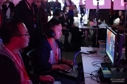 画像ギャラリー No.045のサムネイル画像 / ARCREVO WORLD TOUR日本予選「ARCREVO Japan 2018」フォトレポート。3タイトルの代表選手が決定したイベントの模様をお届け