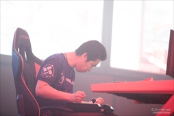 画像ギャラリー No.092のサムネイル画像 / ARCREVO WORLD TOUR日本予選「ARCREVO Japan 2018」フォトレポート。3タイトルの代表選手が決定したイベントの模様をお届け