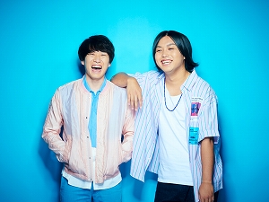 ���������꡼ No.005�Υ���ͥ������ / �֥��ȥ��ޥ�פ˿͵�ư�襯�ꥨ���������о줹�륳��ܥ������Ȥ�����