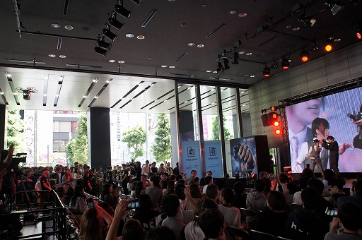 ���������꡼ No.014�Υ���ͥ������ / 100̾�Υ�����¶��Ԥ�ͥ���򤫤�����ä��ֹ����ư-Knives Out-�׸������ե饤�󥤥٥�ȡֹ���θ����������������ץ�ݡ���