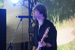 ���������꡼ No.018�Υ���ͥ������ / 100̾�Υ�����¶��Ԥ�ͥ���򤫤�����ä��ֹ����ư-Knives Out-�׸������ե饤�󥤥٥�ȡֹ���θ����������������ץ�ݡ���