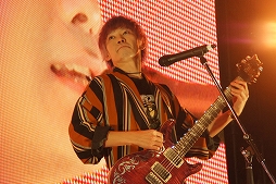 ���������꡼ No.044�Υ���ͥ������ / 100̾�Υ�����¶��Ԥ�ͥ���򤫤�����ä��ֹ����ư-Knives Out-�׸������ե饤�󥤥٥�ȡֹ���θ����������������ץ�ݡ���