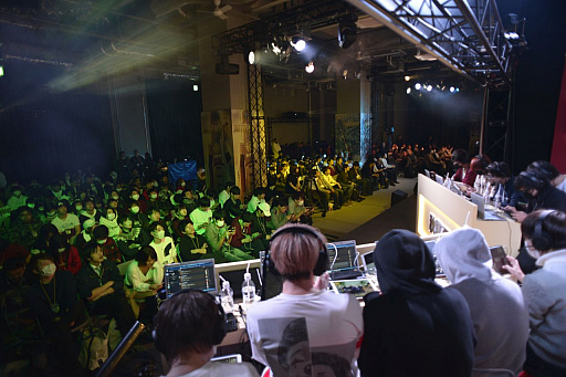 画像ギャラリー No.043のサムネイル画像 / 【PR】「荒野行動」の公式イベント「一周年感謝祭」が開催。オープニングアクトはワタナベマホトさんが所属する“quad4s(クアッドフォース)feat.ジェニー”