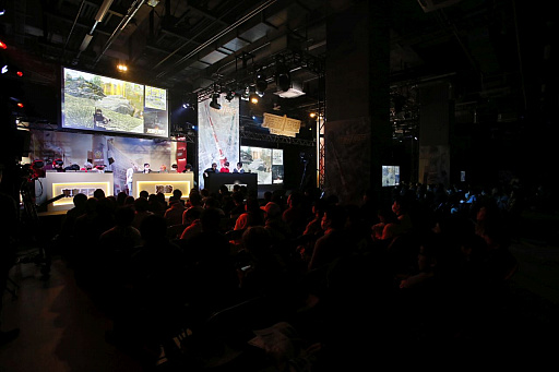 画像ギャラリー No.046のサムネイル画像 / 【PR】「荒野行動」の公式イベント「一周年感謝祭」が開催。オープニングアクトはワタナベマホトさんが所属する“quad4s(クアッドフォース)feat.ジェニー”