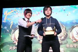 画像ギャラリー No.047のサムネイル画像 / 【PR】「荒野行動」の公式イベント「一周年感謝祭」が開催。オープニングアクトはワタナベマホトさんが所属する“quad4s(クアッドフォース)feat.ジェニー”