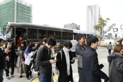 画像ギャラリー No.056のサムネイル画像 / 【PR】「荒野行動」の公式イベント「一周年感謝祭」が開催。オープニングアクトはワタナベマホトさんが所属する“quad4s(クアッドフォース)feat.ジェニー”