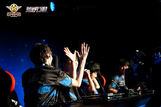 画像ギャラリー No.024のサムネイル画像 / 【PR】日本最強の称号を手にしたのは「ちーむえーけー!!」。東西の強豪チームが集結した「荒野Championship-元年の戦い」王者決定戦をレポート