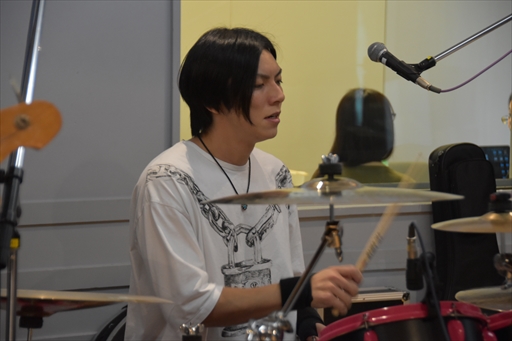 画像ギャラリー No.008のサムネイル画像 / 7月7日・8日公演「ロックマン30周年記念ライブ」のリハーサルをレポート。アレンジを担当した岩垂さんと上倉さんにライブへの意気込みを聞いた