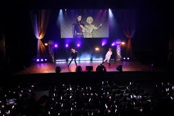 画像ギャラリー No.005のサムネイル画像 / 熱いライブと爆笑トーク&ゲーム最新情報も。“『Readyyy!』ゴー☆ルドステージ Vol.4 〜僕ら、夏の太陽より熱くおもてなしします!〜”イベントレポート