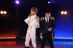 画像ギャラリー No.019のサムネイル画像 / 熱いライブと爆笑トーク&ゲーム最新情報も。“『Readyyy!』ゴー☆ルドステージ Vol.4 〜僕ら、夏の太陽より熱くおもてなしします!〜”イベントレポート