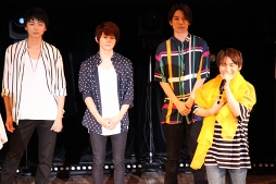 画像ギャラリー No.042のサムネイル画像 / 熱いライブと爆笑トーク&ゲーム最新情報も。“『Readyyy!』ゴー☆ルドステージ Vol.4 〜僕ら、夏の太陽より熱くおもてなしします!〜”イベントレポート