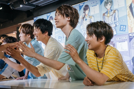 画像ギャラリー No.035のサムネイル画像 / 新情報のベレー帽刑事も公開された“『Readyyy!』ゴー☆ルドステージ Vol.4.5 〜僕ら、池袋で2日間おもてなしします!〜”公開生放送レポート