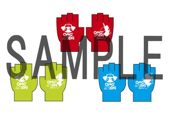 画像ギャラリー No.004のサムネイル画像 / 「オンゲキ LIVE vol.0〜STARTLINER〜」,物販では手袋セットなどを販売