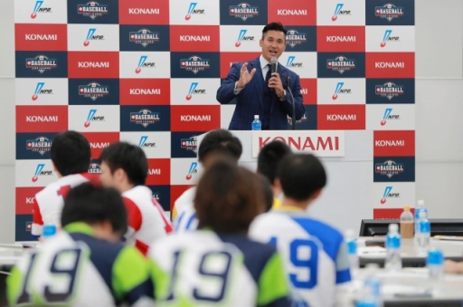 画像ギャラリー No.012のサムネイル画像 / パワプロのeスポーツリーグ「eBASEBALL プロリーグ」,11月3日に迫る2019シーズン開幕を前に,プロ野球eスポーツ選手に向けた研修会を開催