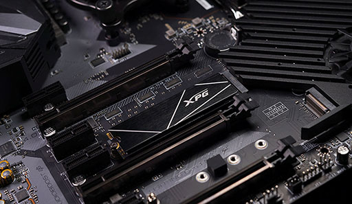 ���������꡼ No.002�Υ���ͥ������ / ADATA���꡼�ɺ���7400MB/s��PCIe 4.0��³�б�M.2 SSD�����ȯ��