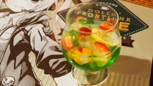 画像ギャラリー No.006のサムネイル画像 / 「ドルフロ」カフェに行ってきた! コーラップス液を飲んで,気分は2062年の終末!