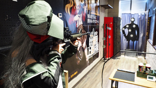 画像ギャラリー No.018のサムネイル画像 / 秋葉原が戦術人形に占拠された。ドルフロのリアルイベント「秋葉原上陸前線」発表会をレポート