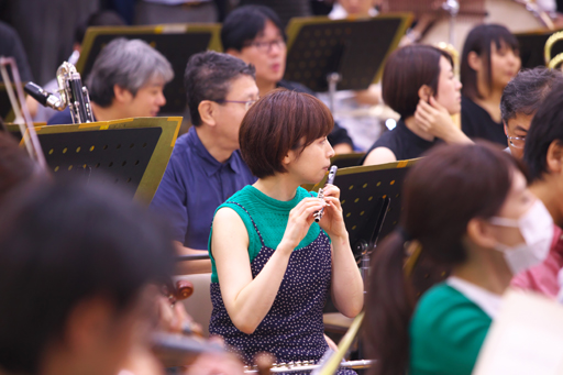 画像ギャラリー No.010のサムネイル画像 / 「ドルフロ」人形×彼岸花のリハーサルを見て――8月8日はオーケストラコンサートでもいかが?