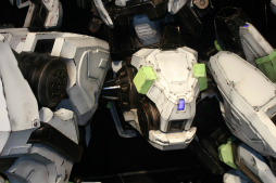 画像ギャラリー No.011のサムネイル画像 / PS4版「ボーダーブレイク」完成披露会が開催。全高5mの実物大プラモデル「輝星・空式」も公開に