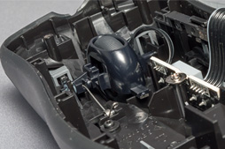 画像ギャラリー No.014のサムネイル画像 / Microsoft「Classic IntelliMouse」追試。メインボタンの入力遅延と内部構造をチェックしてみる