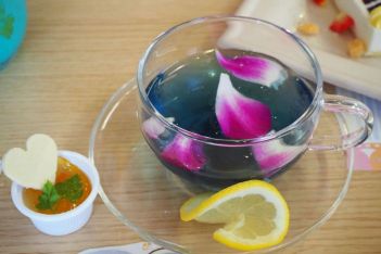 画像ギャラリー No.014のサムネイル画像 / 「プリティーシリーズ」10周年を記念したコラボカフェ第3弾は,りんかとレインボーライブのキャラが登場。提供されるメニューを紹介