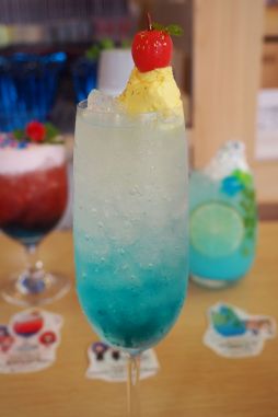 画像ギャラリー No.016のサムネイル画像 / 「プリティーシリーズ」10周年を記念したコラボカフェ第3弾は,りんかとレインボーライブのキャラが登場。提供されるメニューを紹介