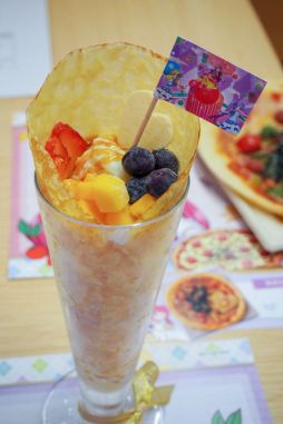 画像ギャラリー No.006のサムネイル画像 / 「プリティーシリーズ10周年×プリズムストーンカフェ」第4弾は“リングマリィinプリパラ”。12月3日から開催のコラボカフェを紹介