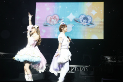 画像ギャラリー No.018のサムネイル画像 / ライブで紡ぐ,壮大な宇宙の旅「キラッとプリ☆チャン スペースシップアドベンチャー」。みらいとライブ初参加のさだめによるパフォーマンスも必見