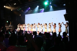 ���������꡼ No.004�Υ���ͥ������ / ��CUE!�ʥ��塼�ˡ׽�Υߥ˥饤�֥��٥�ȡ�Nice to meet you!�ס�������ݡ��Ȥ�����