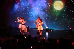 ���������꡼ No.017�Υ���ͥ������ / ��CUE!�ʥ��塼�ˡ׽�Υߥ˥饤�֥��٥�ȡ�Nice to meet you!�ס�������ݡ��Ȥ�����