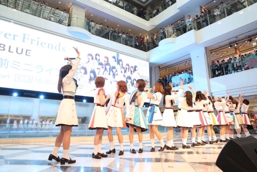 画像ギャラリー No.001のサムネイル画像 / 「CUE!」の1stシングル「Forever Friends」発売直前ミニライブ,公式レポートが公開