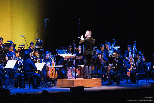 画像ギャラリー No.002のサムネイル画像 / 「クロノ・トリガー Orchestra Concert 時を超える旋律」レポート。クロノ達の冒険を,オーケストラ演奏と映像で追体験できる公演に