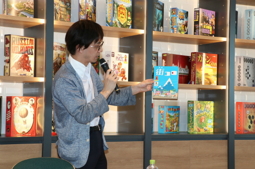 画像集#004のサムネイル/ディライトワークスが，社内にボードゲームカフェを設立。塩川洋介氏らが日本のボードゲーム事情などを紹介した説明会の模様をレポート