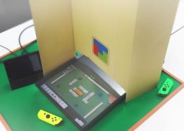 画像ギャラリー No.004のサムネイル画像 / 「HANDY麻雀」がアップデート。平置きしたテレビでも2人プレイが可能に