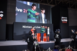 ���������꡼ No.011�Υ���ͥ������ / ǤŷƲ�Υ�������񥤥٥�ȡ�Nintendo Live 2018�פ��������롣�������ä���ǽ��������俷���θ���ʤɤΥ��٥�Ⱦ�����Ϥ��餪�Ϥ�