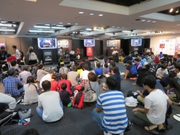 画像ギャラリー No.001のサムネイル画像 / 「第2回 全国小学生スマブラ大会 団体戦」「中高一貫 大乱闘学園」東京大会が開催。全国大会出場をかけた熱戦に沸いた決勝をレポート