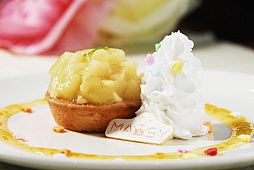 画像ギャラリー No.014のサムネイル画像 / TOWER RECORDS CAFEが「オンエア!」とコラボした“〜秋の大運動会〜”が11月6日から開催