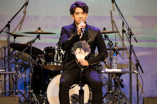 ꡼ No.010 | SilverVine㥹Ȥߥ˥󥿥ӥ塼⡪ХդϪ줿֥饤 βΤ򥭥ߤˡ1st FAN MEETINGReal For Youɥ٥ȥݡ