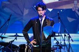 ꡼ No.017 | SilverVine㥹Ȥߥ˥󥿥ӥ塼⡪ХդϪ줿֥饤 βΤ򥭥ߤˡ1st FAN MEETINGReal For Youɥ٥ȥݡ