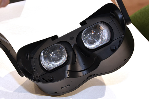 画像集#012のサムネイル/西川善司の3DGE：5K解像度の業務用VR HMD「VIVE Focus 3」体験レポート。VRコントローラのトラッキング精度に驚く