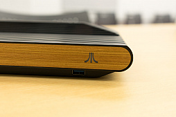 画像ギャラリー No.005のサムネイル画像 / レトロンバーガー Order 53:Atariの新ハード「Atari VCS」に,「見た目はデスメタル系だけどJ-POPをカバーしてるバンドみたい」とか言う編