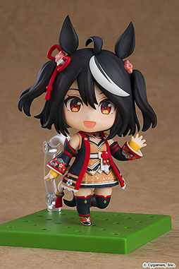 画像ギャラリー No.004のサムネイル画像 / 「ウマ娘」のキタサンブラックとサトノダイヤモンドがねんどろいど化し,予約受付中。マイクを片手に熱唱するキタサンなどを再現できる