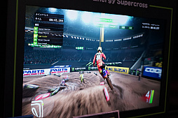 ꡼ No.007 | ХκŵTMCS2018˽ŸƤMonster Energy SupercrossסTT ISLE OF MANפҲ𡣥Хμ̿